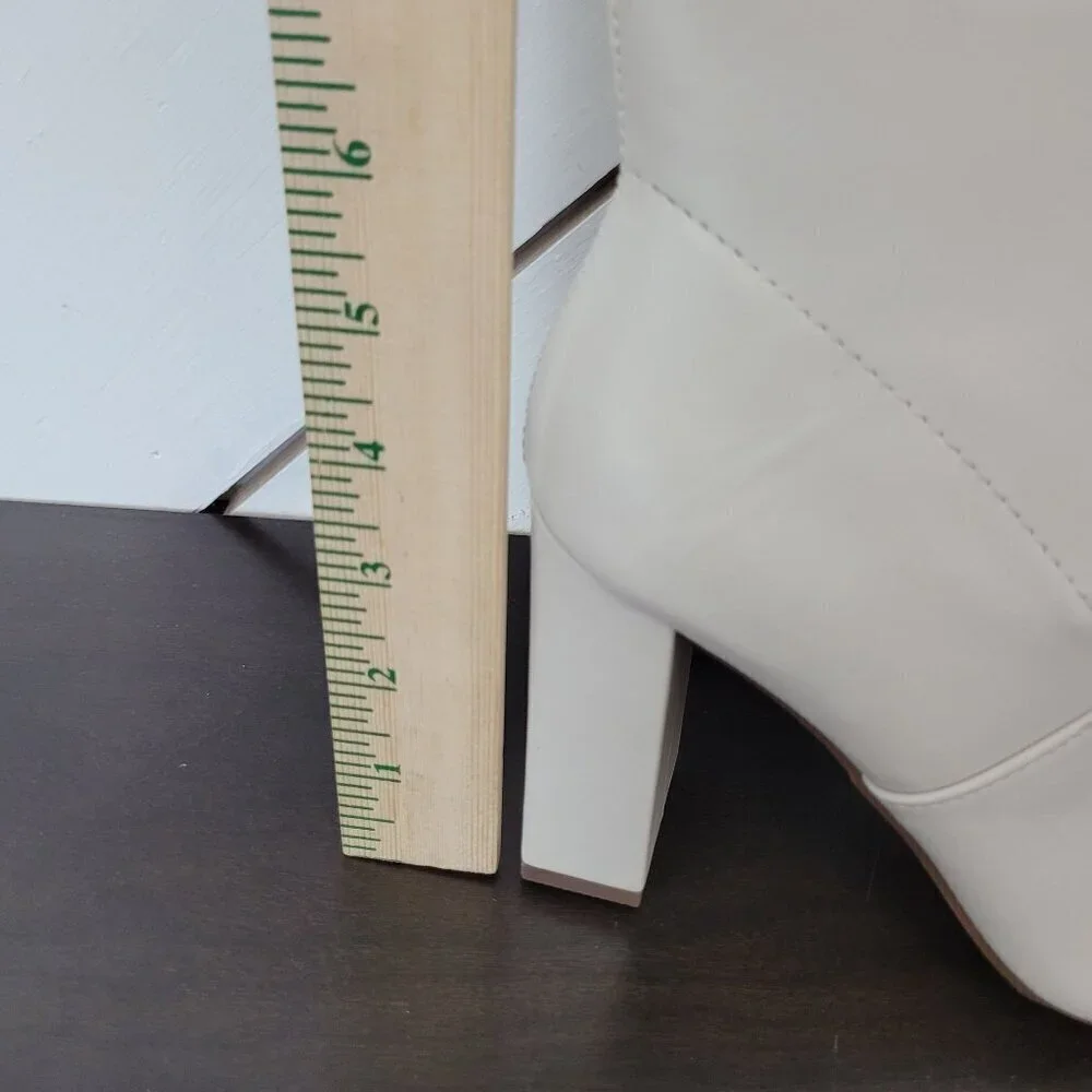 NEW Wild Pair Eileene Pointed Toe Knee High Boots 7M  Bone
